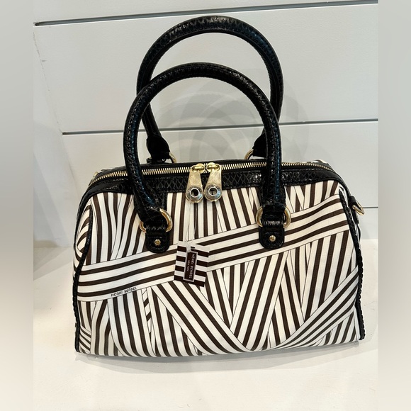 Henri Bendel NWT Disturbed Stripe Barrel Satchel Rare - Picture 8 of 16